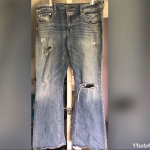 American eagle artist stretch distressed jeans